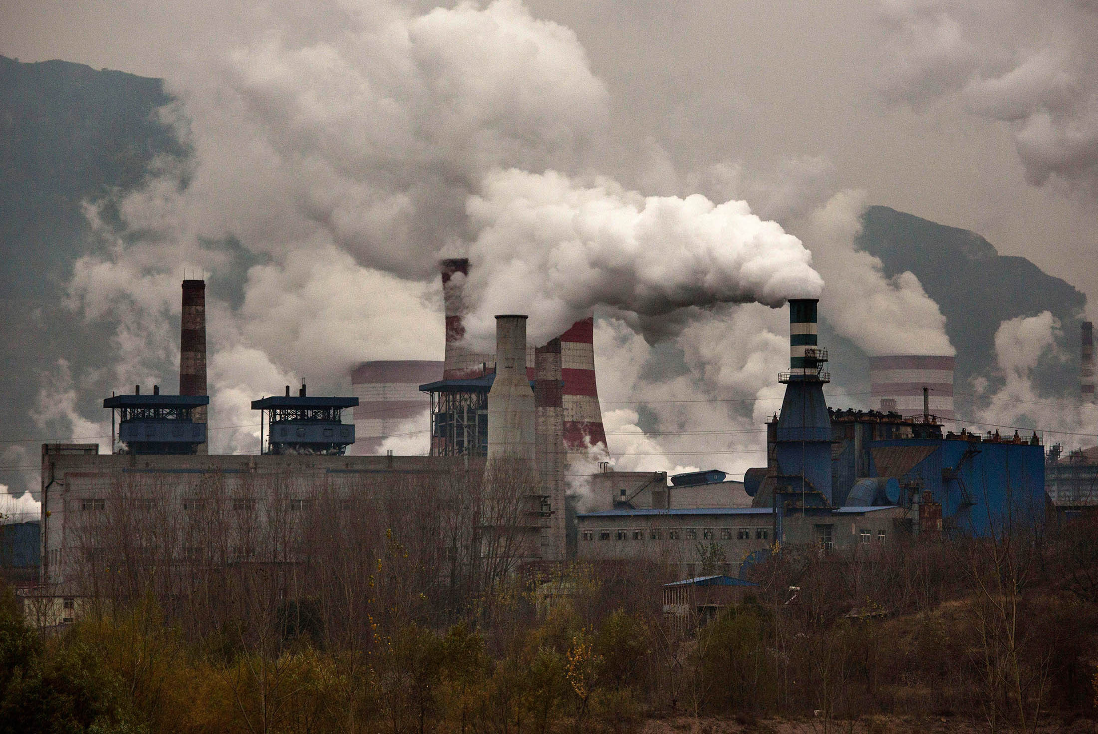 Global Emissions Growth to Slow in 2016 as China Burns Less Coal