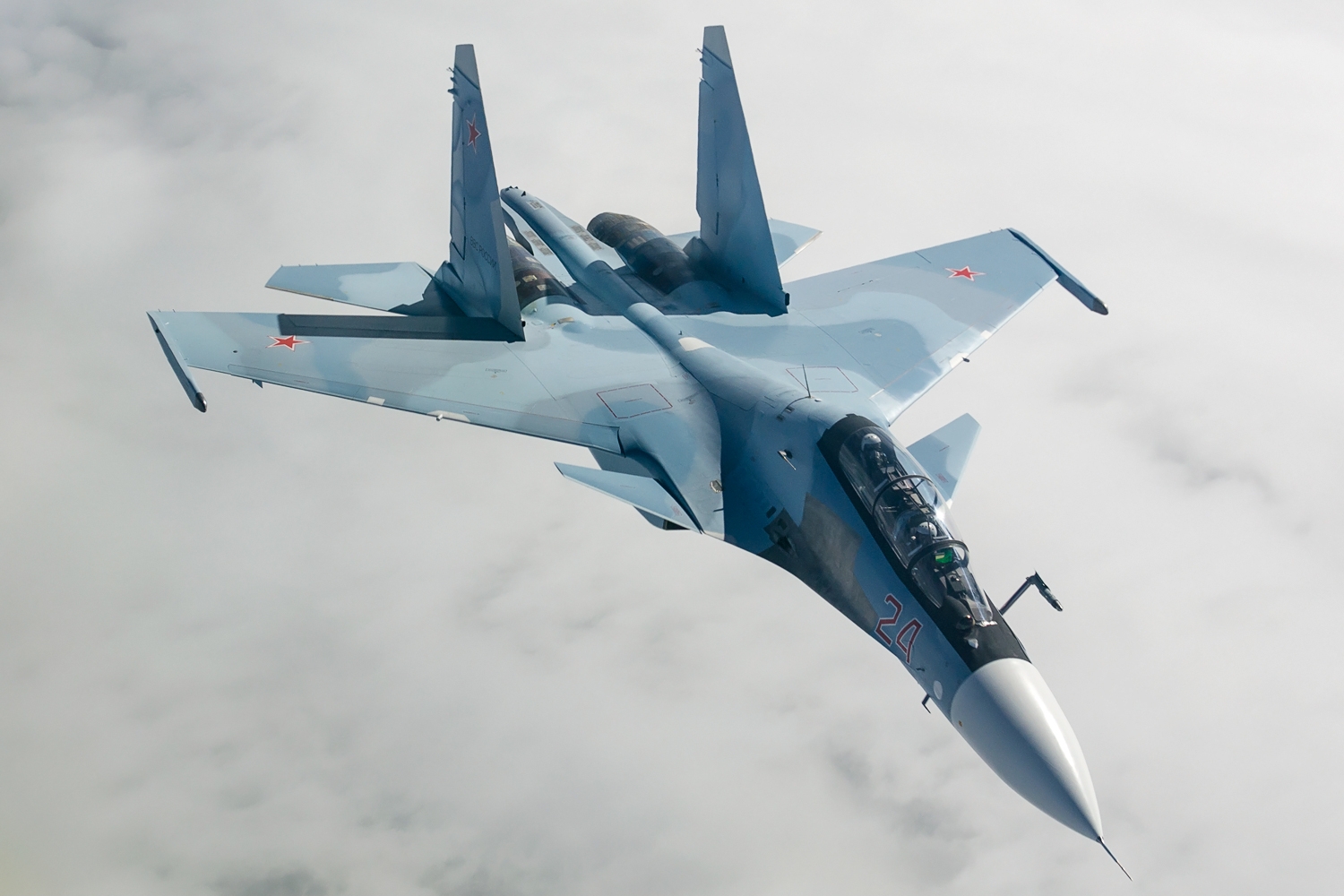 Defense Chief Says Purchase of Russian Fighter Jets on Agenda