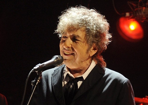 From afar, Dylan muses on honor and surprise of Nobel prize