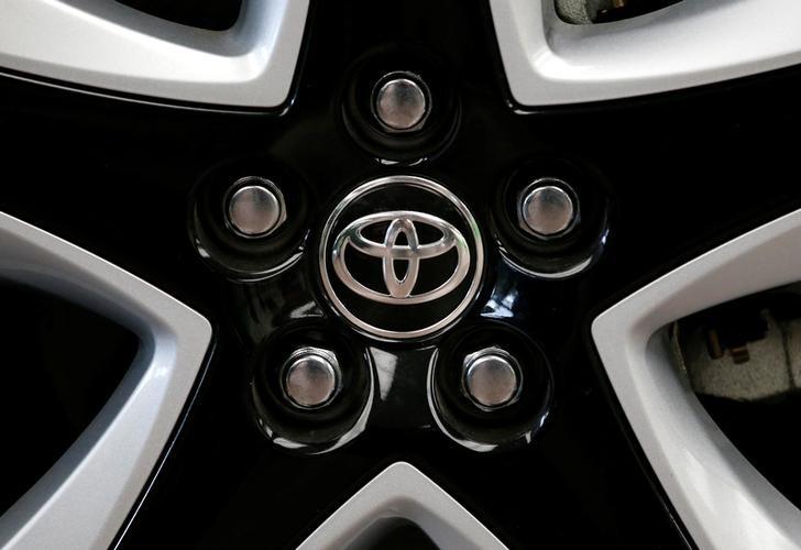 Toyota to expand hybrid system development to further cut emissions