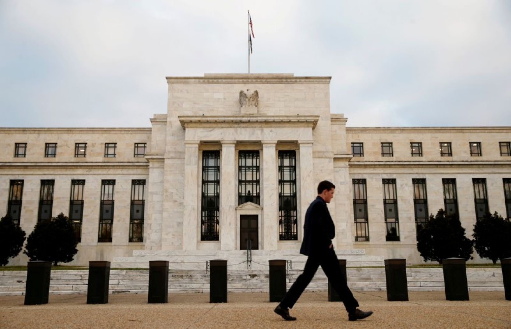 Global monetary taps still open wide, Fed minutes in focus