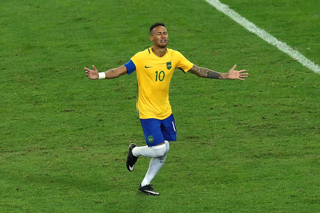 Neymar hands Brazil precious soccer gold medal