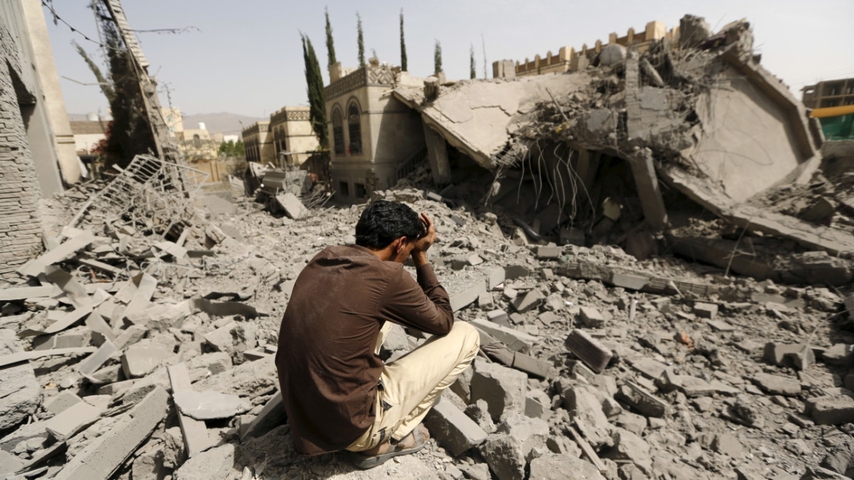 Saudi coalition air strikes kill most civilians in Yemen, Houthis also violate law: U.N.