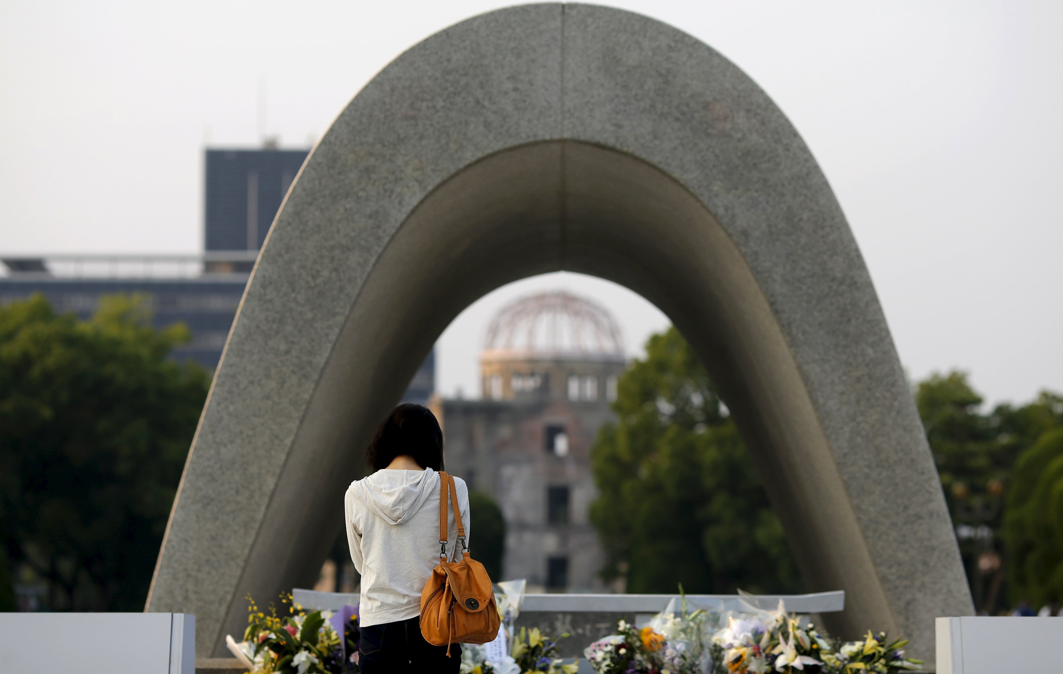 Japan remembers Hiroshima, urges world to follow Obama and visit