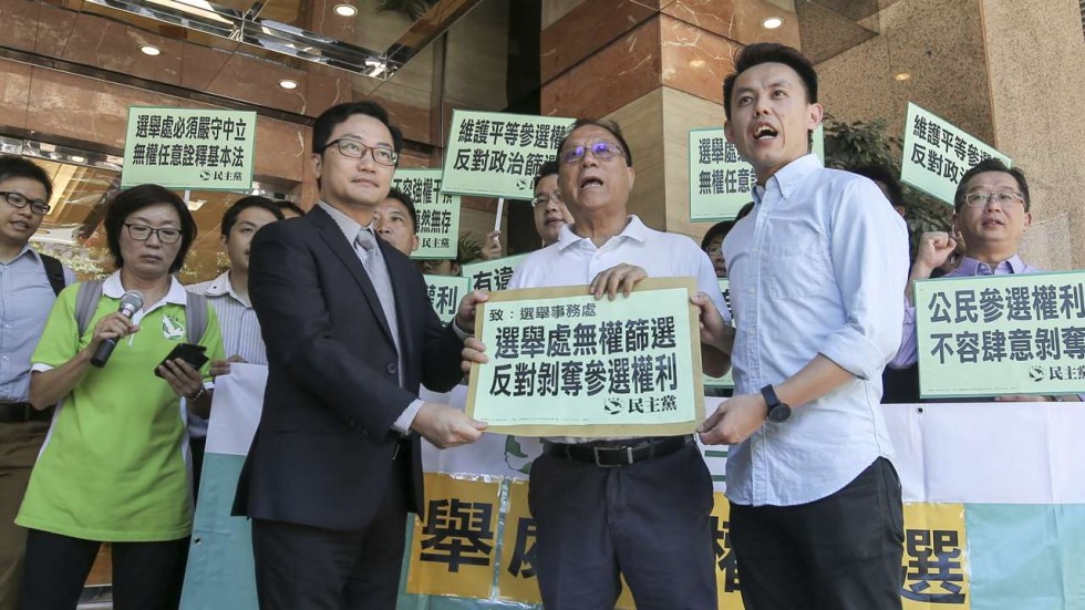Radical democrats gain foothold in Hong Kong poll likely to rile China Radical democrats gain foothold in Hong Kong poll likely to rile China