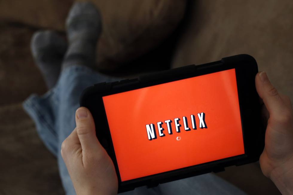 More TV networks follow Netflix to binge-watching model