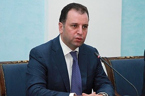 Armenian defense minister due in Tehran tonight