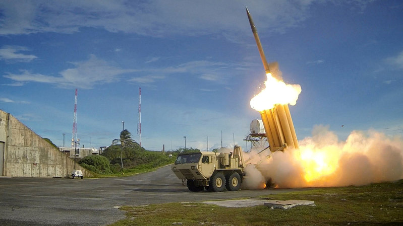 U.S. moves THAAD anti-missile to South Korean site, sparking protests