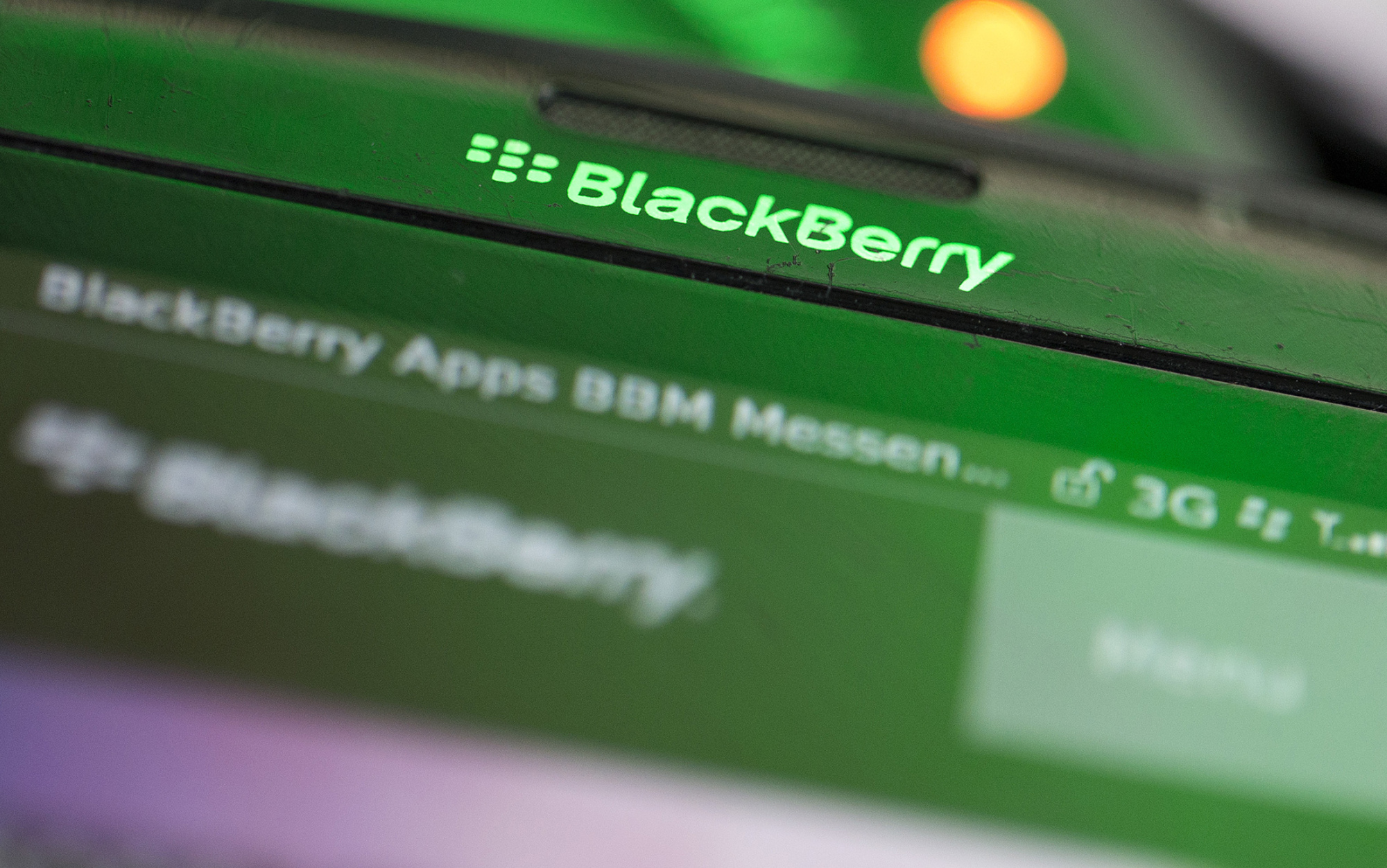 BlackBerry Falls Most in Two Years as Software Sales Falter