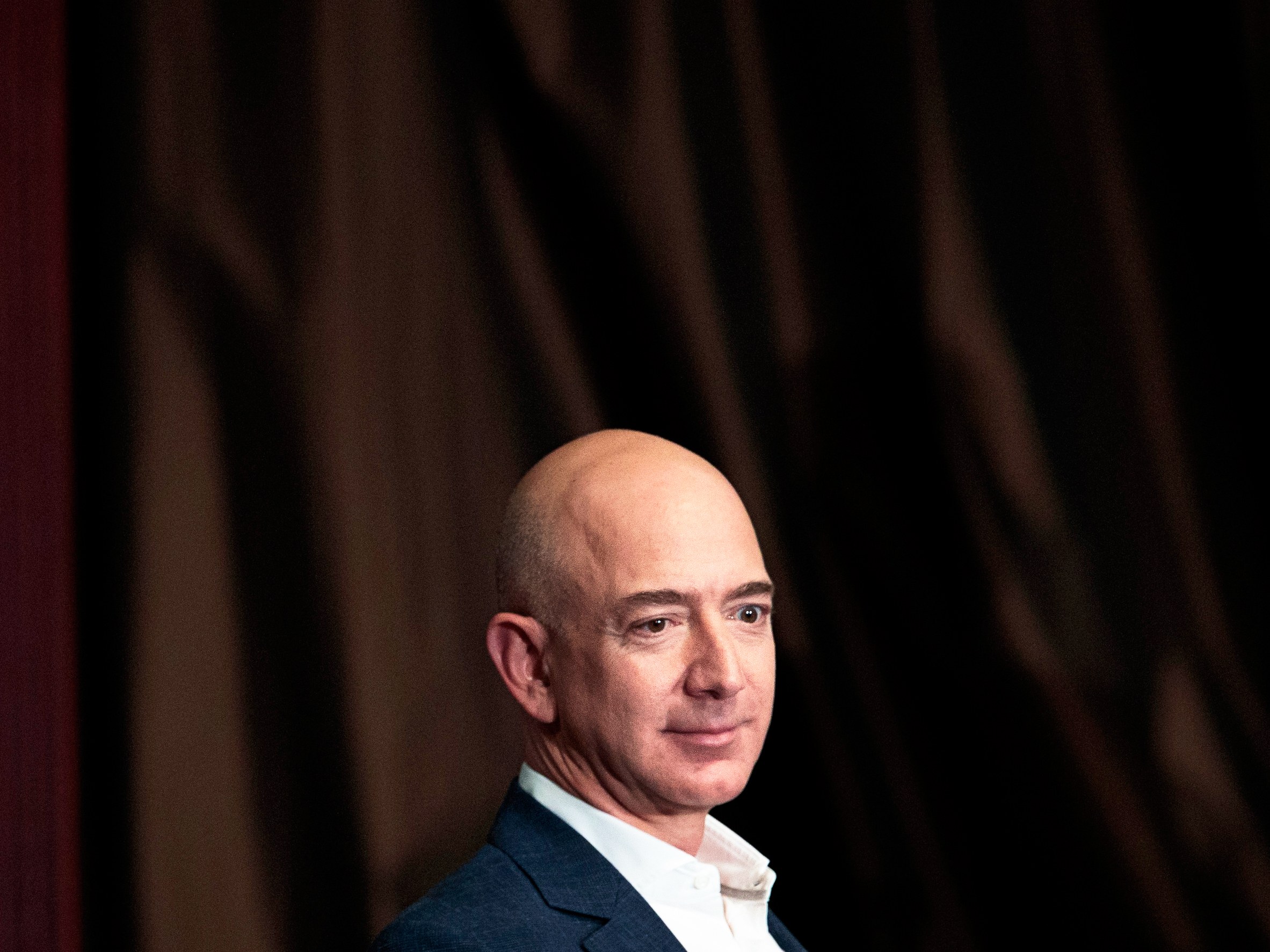 Bezos's Net Worth Dips by $2.1 Billion After a Brief Run as the World's Richest Person