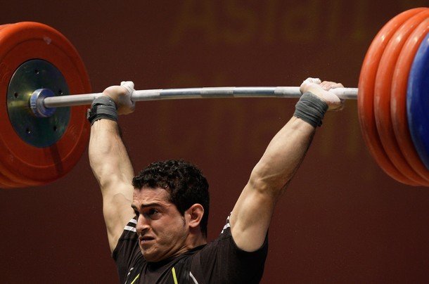 Iran weightlifter wins gold, sets world record in 94kg category