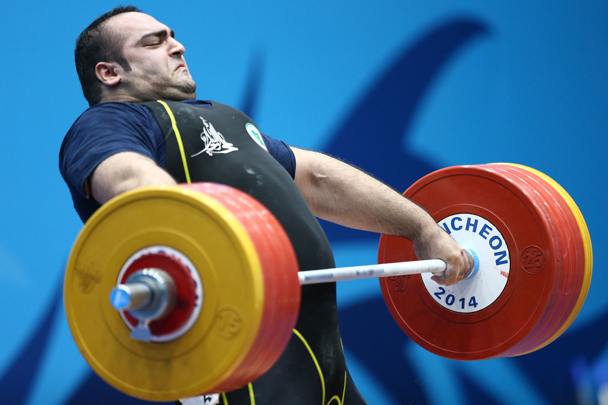 Iran weightlifting team gains 1st ever world champ title