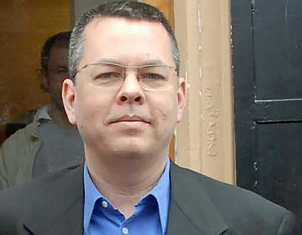 Turkish court keeps U.S. pastor in jail, Washington says deeply concerned