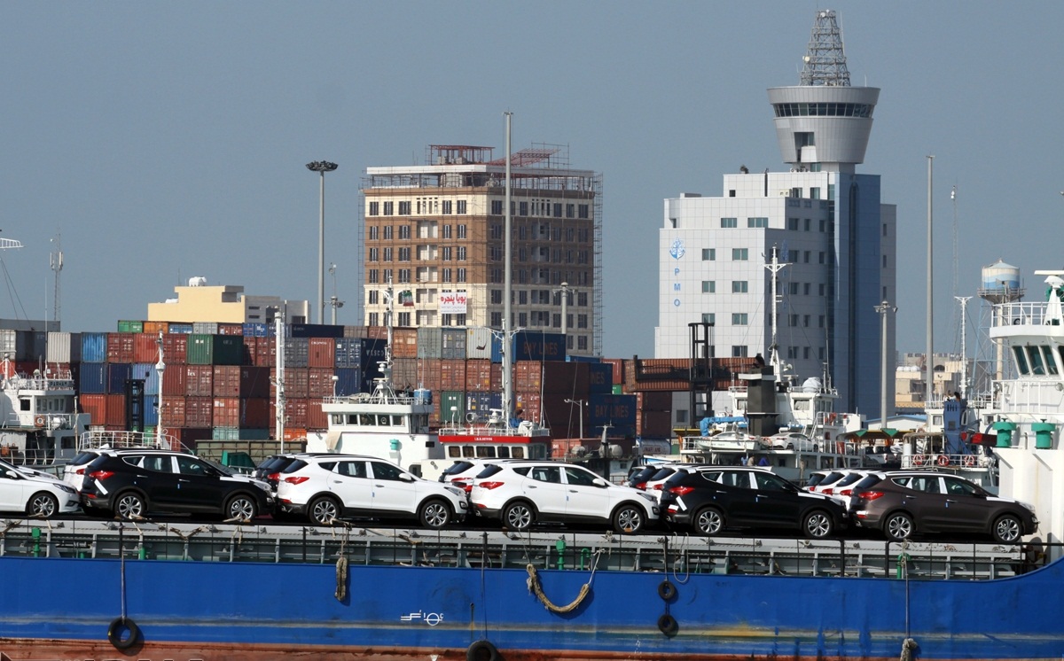 Auto Distributors in Iran in a Rush to Reassure Customers