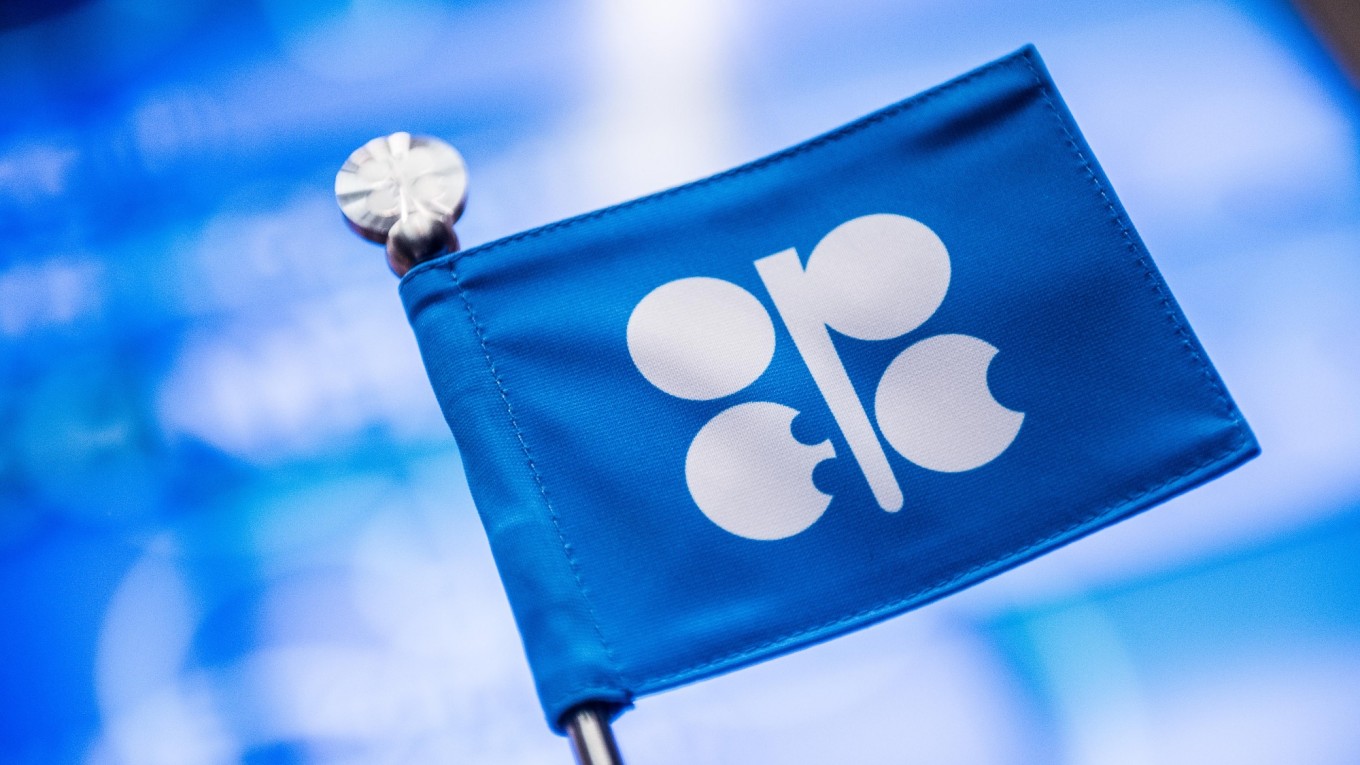 OPEC Posts First Oil Output Rise in 2019 Despite Saudi Cuts