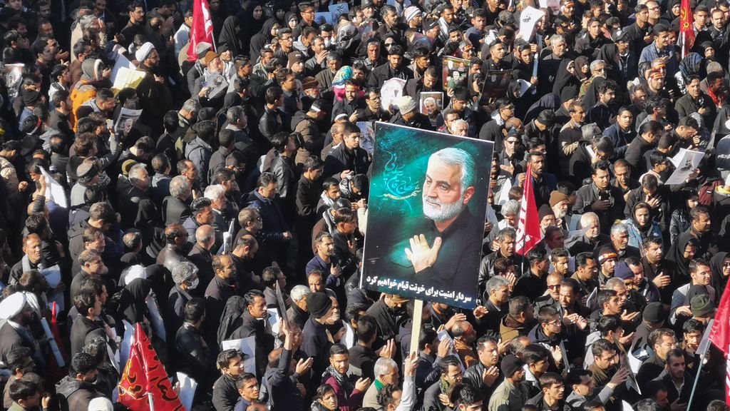 Historic Farewell to General Soleimani