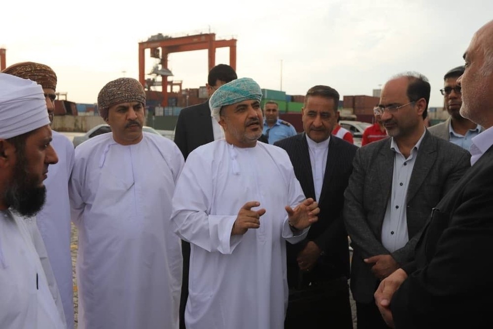 Oman’s Transport Minister Visits Shahid Rajaee Port