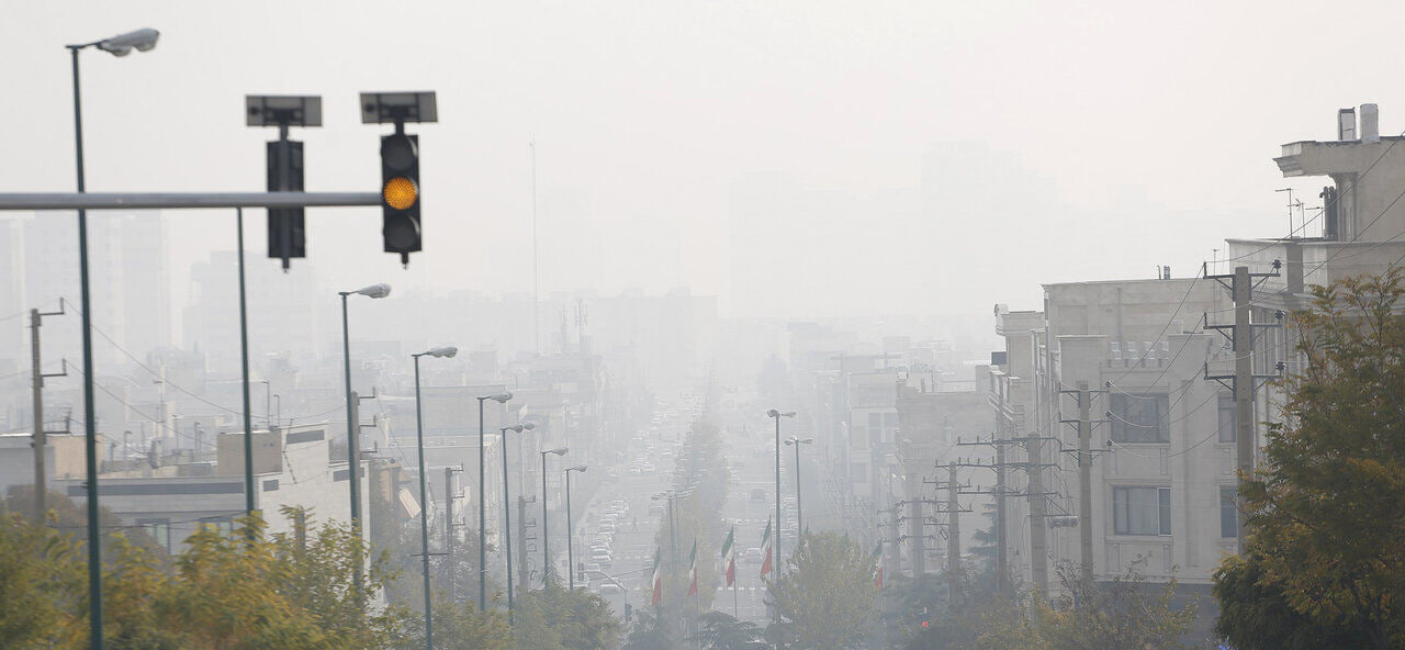 Dust Storm Hits Northeastern Province