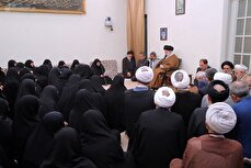 Members of Jami’at Al-Zahra meet with Leader