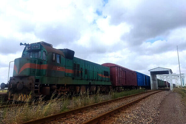 Russia’s Transit Train Heading to India Arrives in Iran