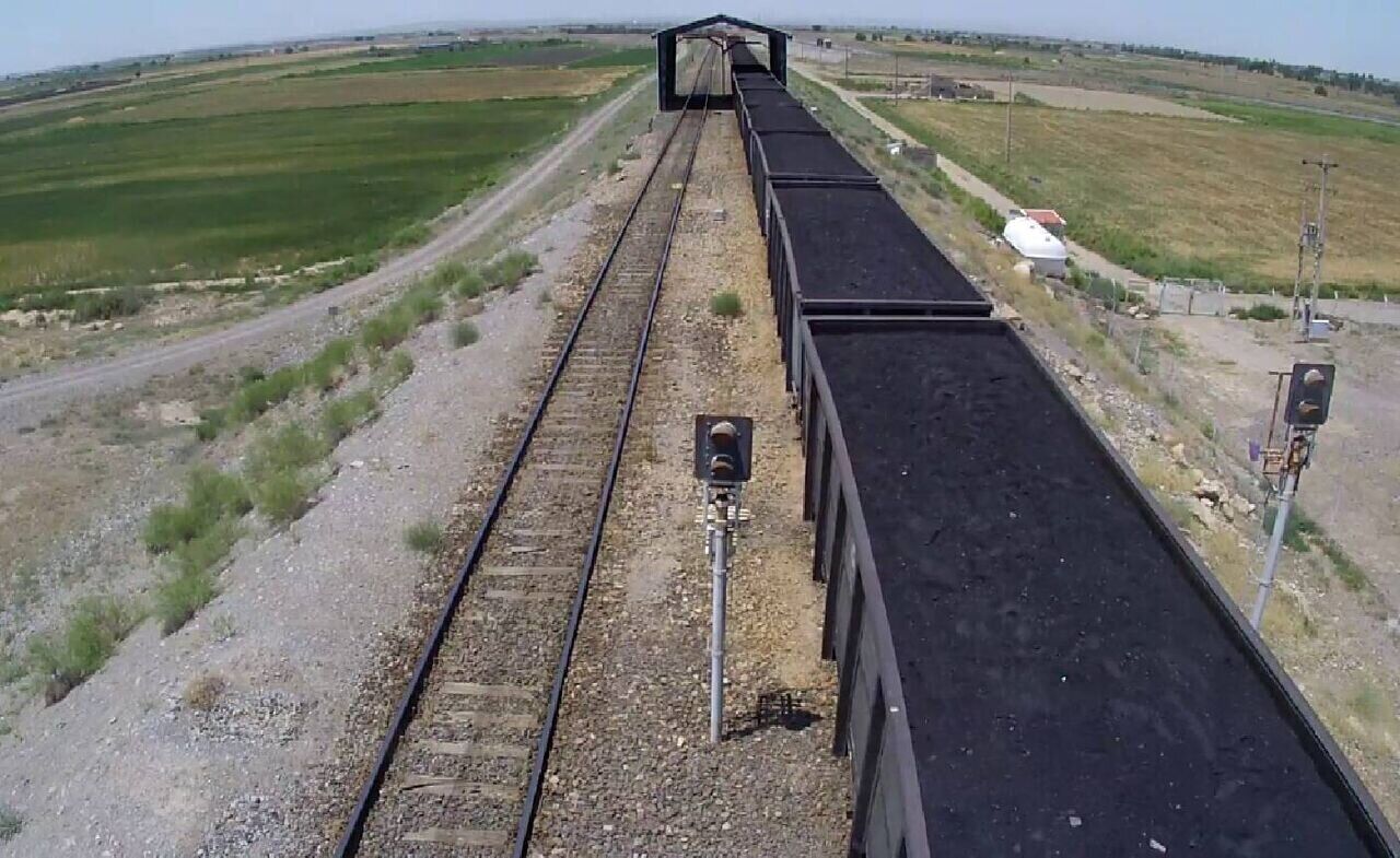 Russia exported coal to India via Iran by train Russia exported coal to India via Iran by train