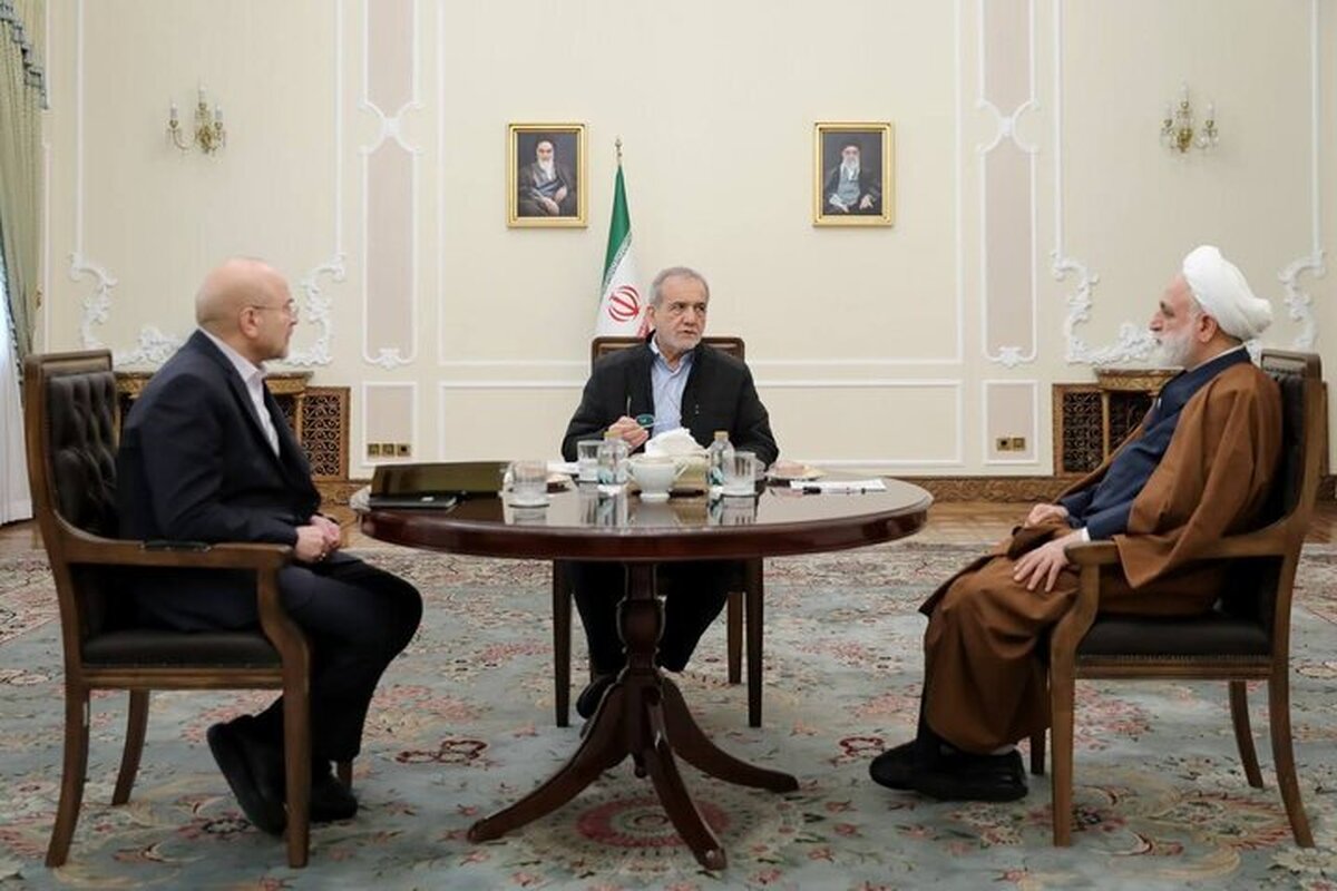 Iran’s top officials hold meeting on Saturday