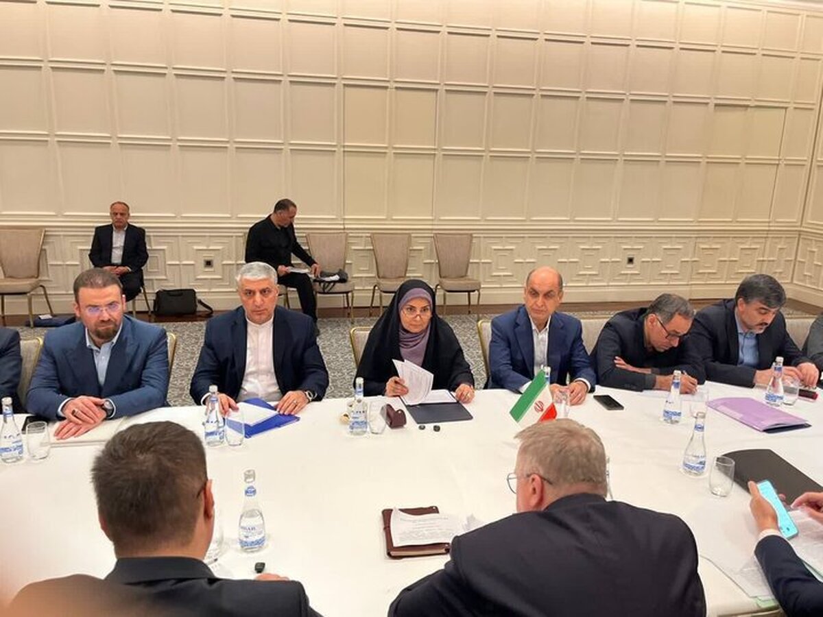 Iran, Azerbaijan discuss expansion of transport coop. Iran, Azerbaijan discuss expansion of transport coop.