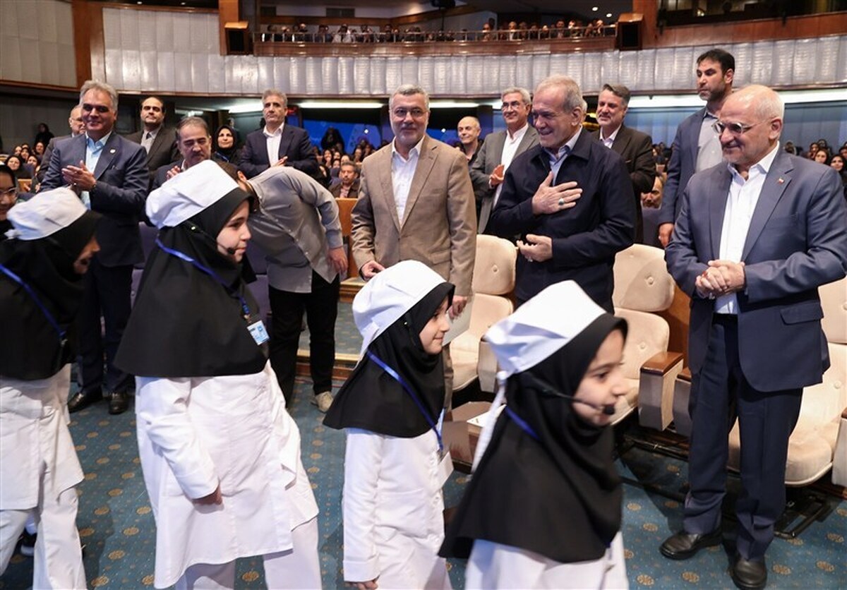 Pezeshkian: Nurses at Forefront of Health Care Efforts Pezeshkian: Nurses at Forefront of Health Care Efforts