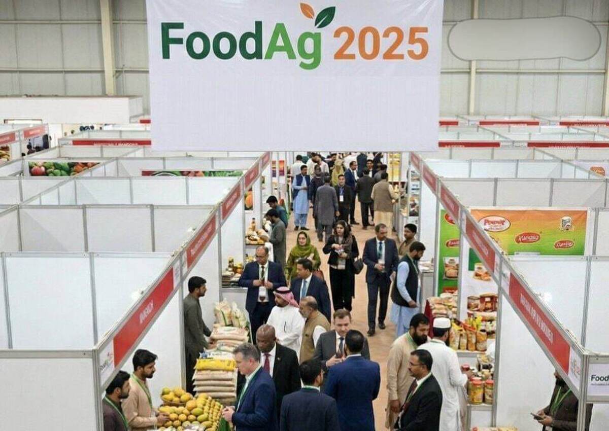 Iran, Pakistan sign $4 million trade deal at Karachi agriculture exhibition