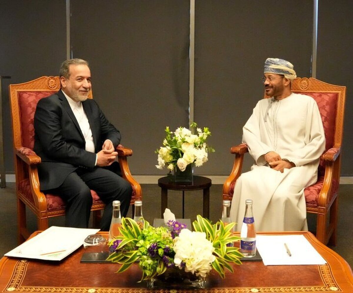 Iran, Oman FMs hold meeting before US talks Iran, Oman FMs hold meeting before US talks