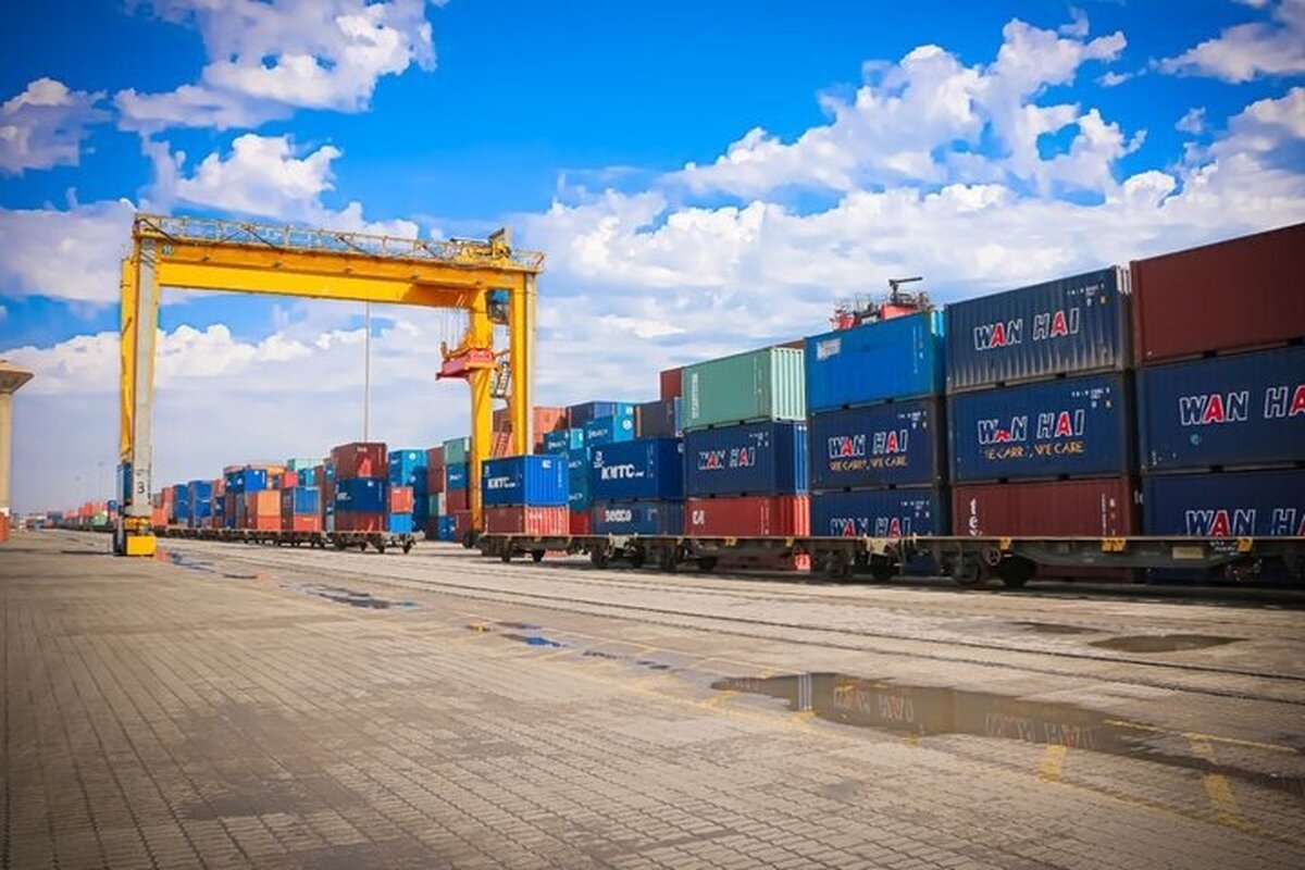 Iran exports 5,000 Tons goods via new dry port Rail terminal Iran exports 5,000 Tons goods via new dry port Rail terminal