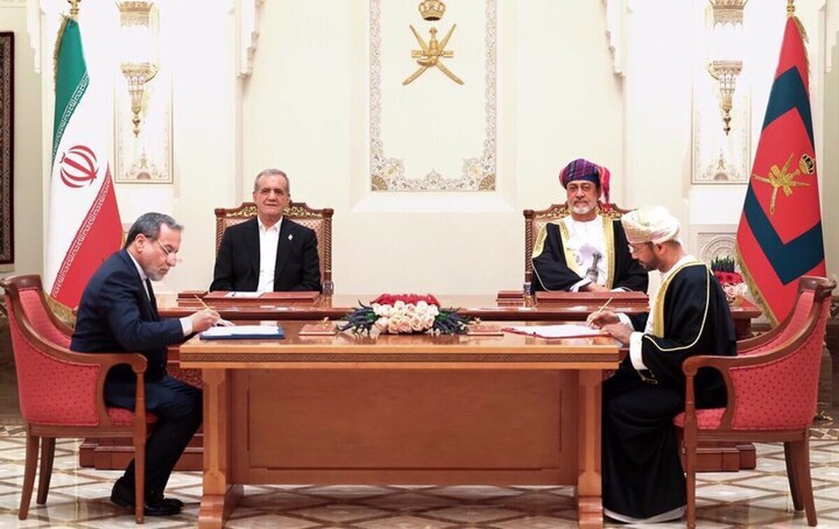 Iran, Oman sign 18 MoUs in various fields Iran, Oman sign 18 MoUs in various fields