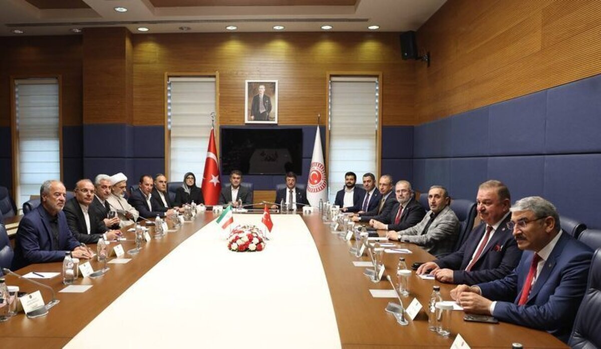 Iran-Turkey Parl. Friendship Group departs for Ankara