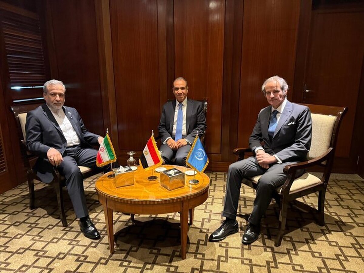 Grossi , Iran, Egypt FMs hold trilateral meeting in Cairo