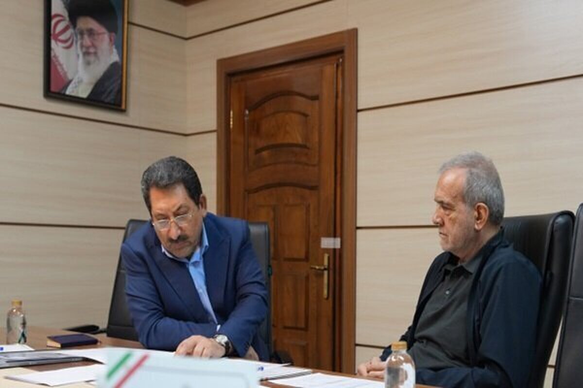 Pezeshkian orders officials to render services to people