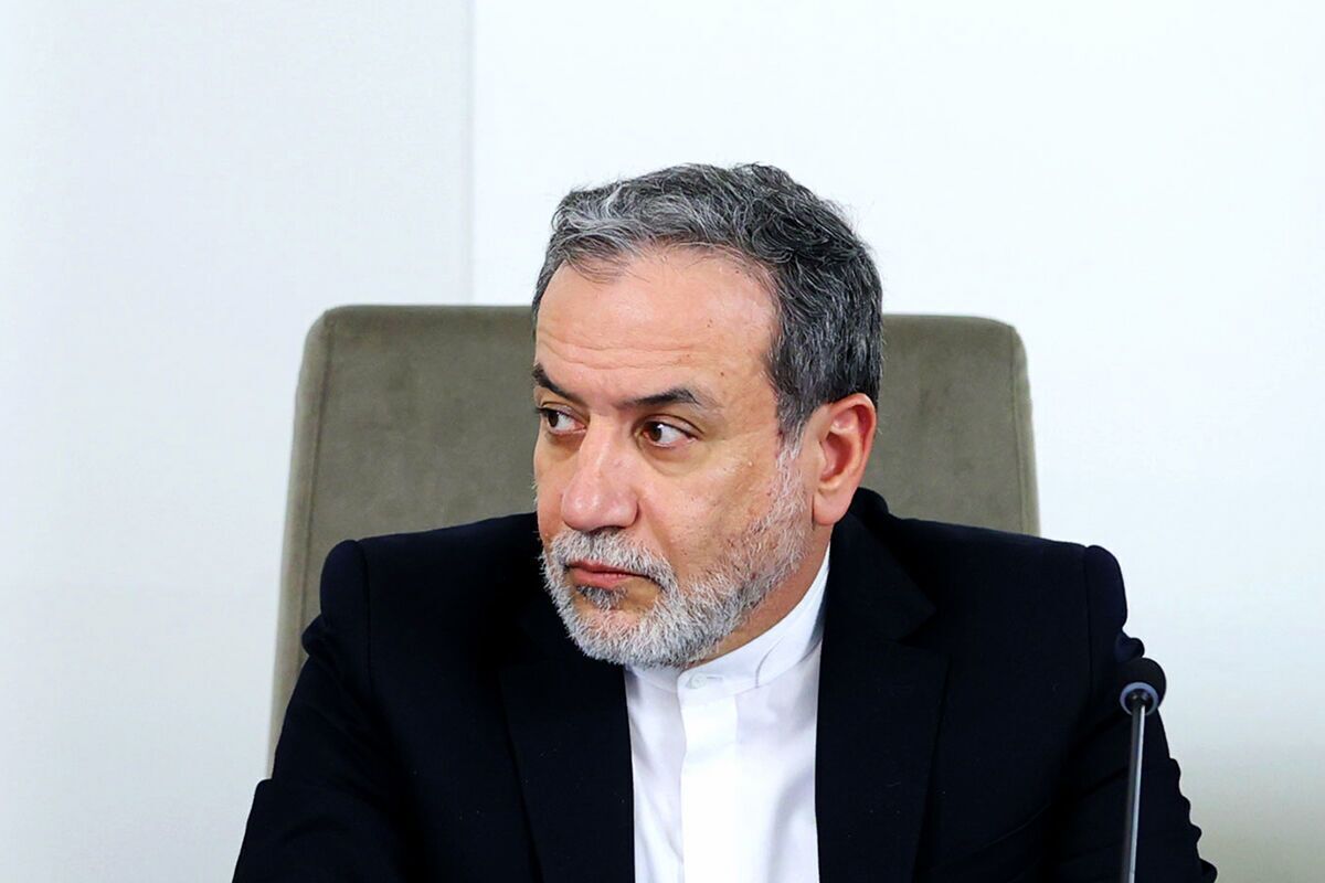 Iran Well-Equipped for Talks with EU3: Araqchi