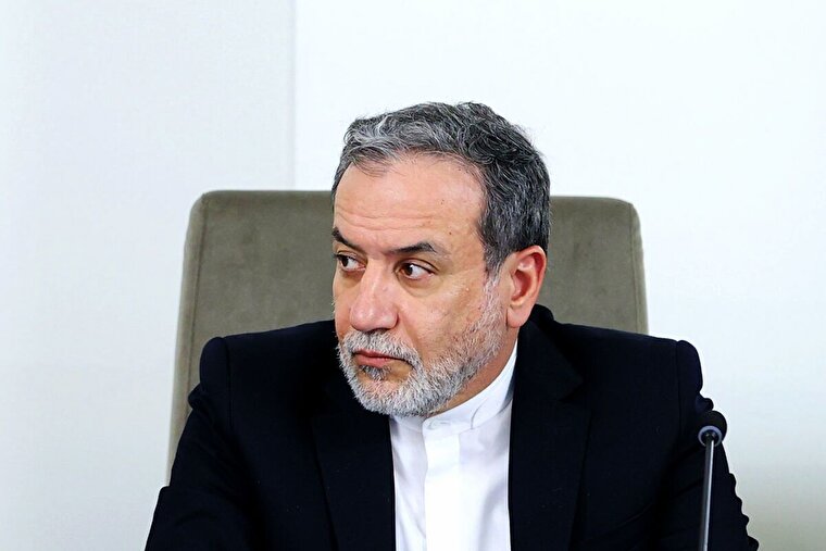 Iran Well-Equipped for Talks with EU3: Araqchi