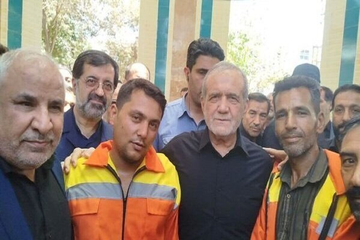 President Pezeshkian visits holy city of Qom President Pezeshkian visits holy city of Qom