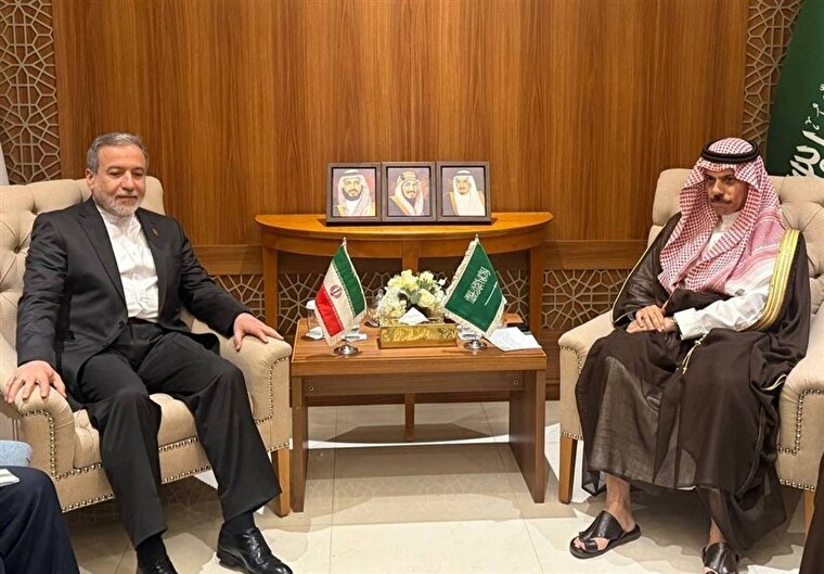 Tehran, Riyadh Warn against Regional Escalation