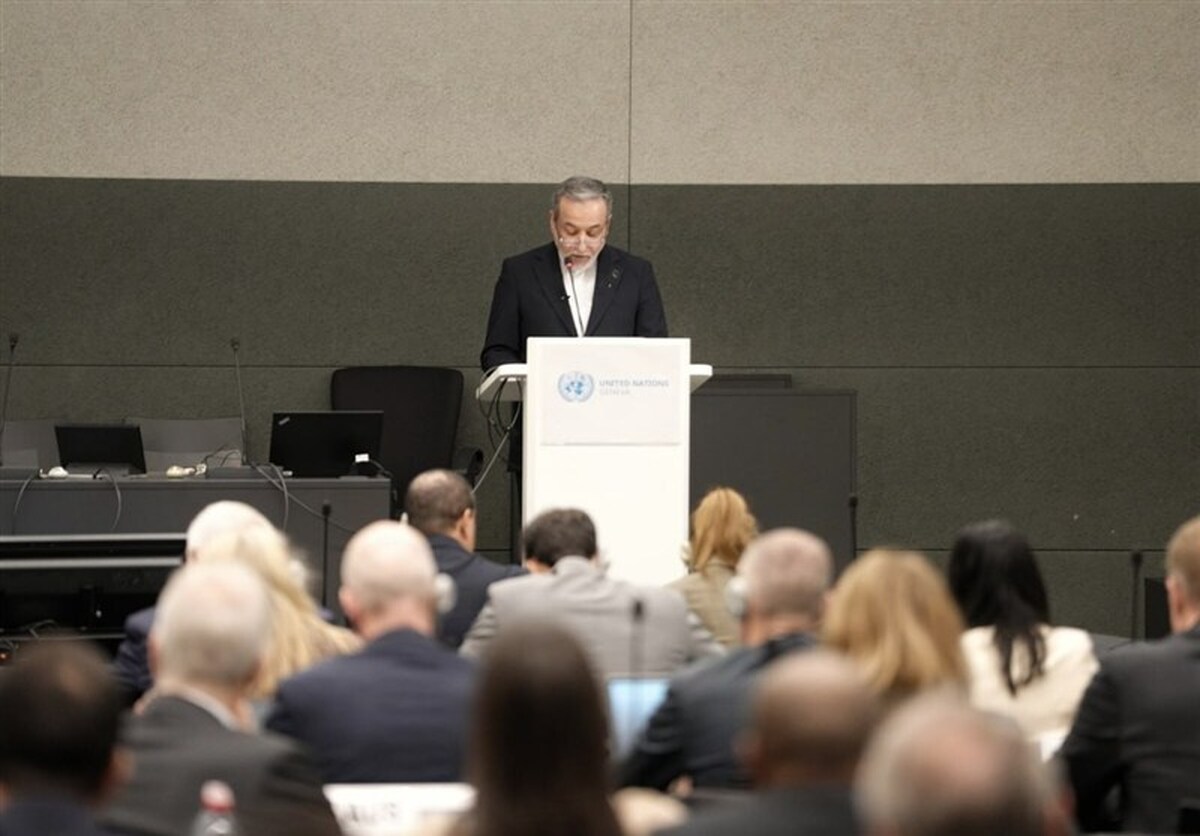 FM Urges Nuclear Disarmament, Defends Iran’s Nuclear Rights