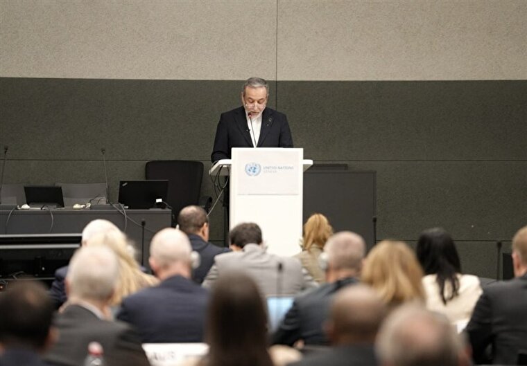 FM Urges Nuclear Disarmament, Defends Iran’s Nuclear Rights