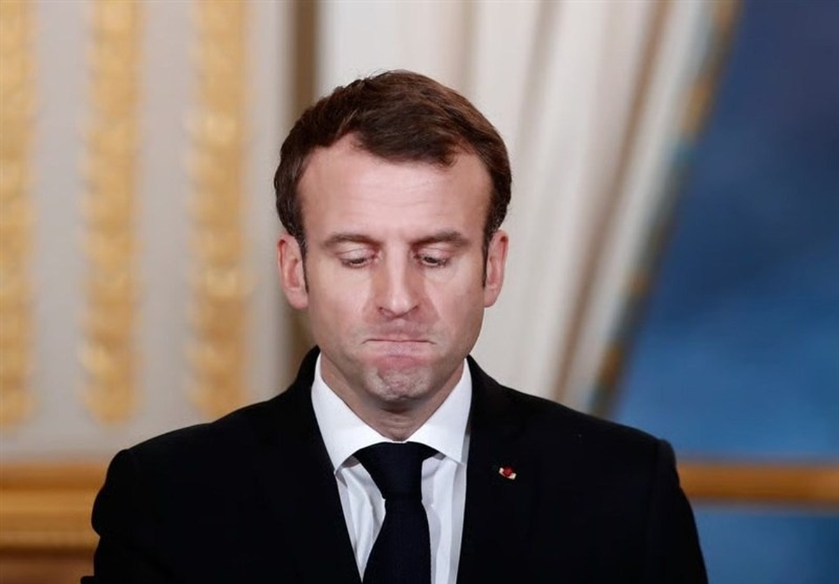 Araqchi Lambasts Macron for Silence on US-Israeli Aggression