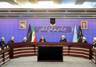 Pezeshkian Calls for National Unity, Justice to Navigate Wartime Challenges