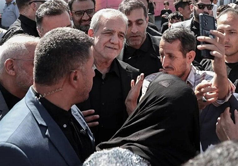 Top Iranian Officials Join Massive Funeral Procession for Martyred Leader