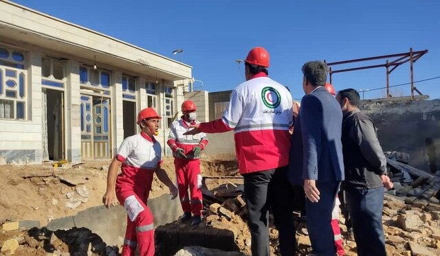 انفجار گاز خانگی در باغملک ۶ کشته بر جای گذاشت + فیلم انفجار گاز خانگی در باغملک ۶ کشته بر جای گذاشت + فیلم