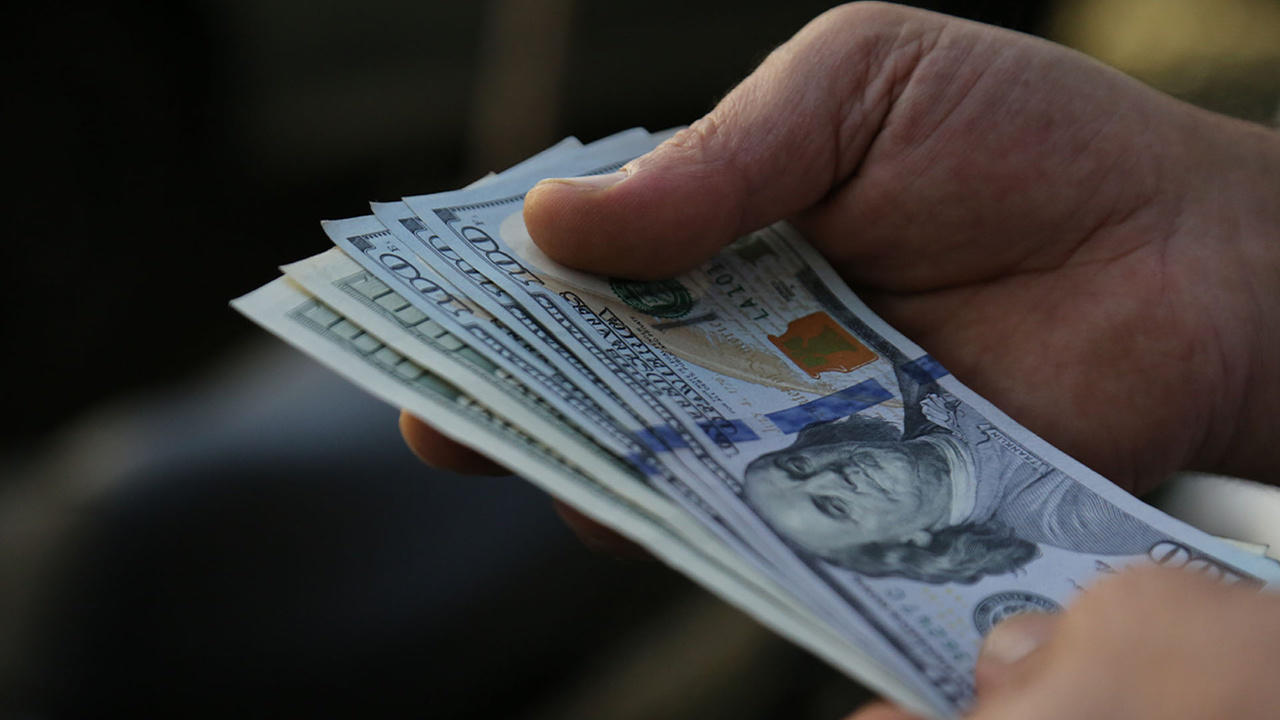 با ارز ۲۸۵۰۰ تومانی؛ هنوز هم از جراحی اقتصادی می‌گویید؟