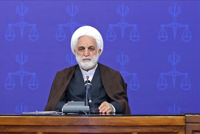 رییس قوه قضاییه:چرا متهم را درست تفهیم نمیکنید؟ رییس قوه قضاییه:چرا متهم را درست تفهیم نمیکنید؟