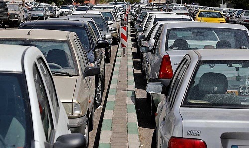 کسب درآمد از اجاره خیابان به مردم! + فیلم