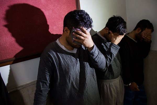 قاچاقچیان سوخت به دام ماموران افتادند!