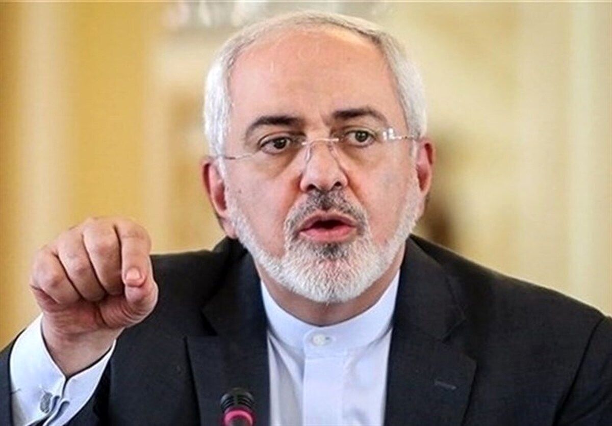 دردسر دو سخنرانی احمدی نژاد برای ایران از زبان ظریف + فیلم دردسر دو سخنرانی احمدی نژاد برای ایران از زبان ظریف + فیلم